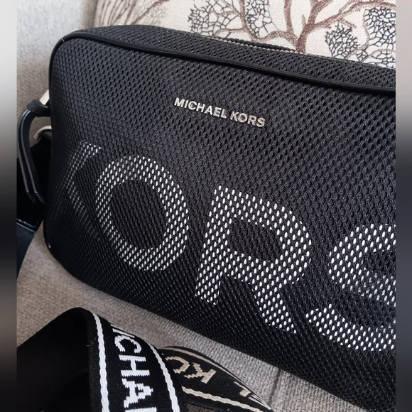 Michael Kors Mesh Crossbody Bag EUC